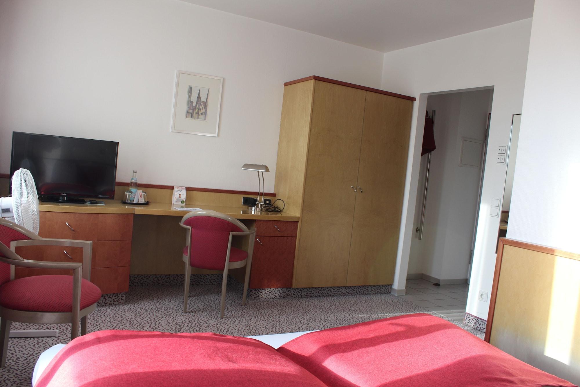 Leomar Hotel Ulm Exterior photo