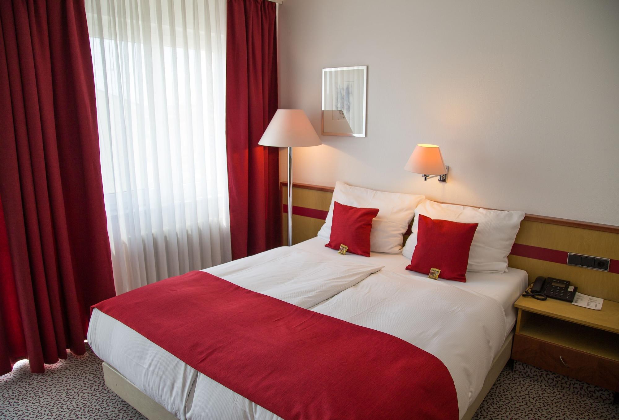 Leomar Hotel Ulm Exterior photo