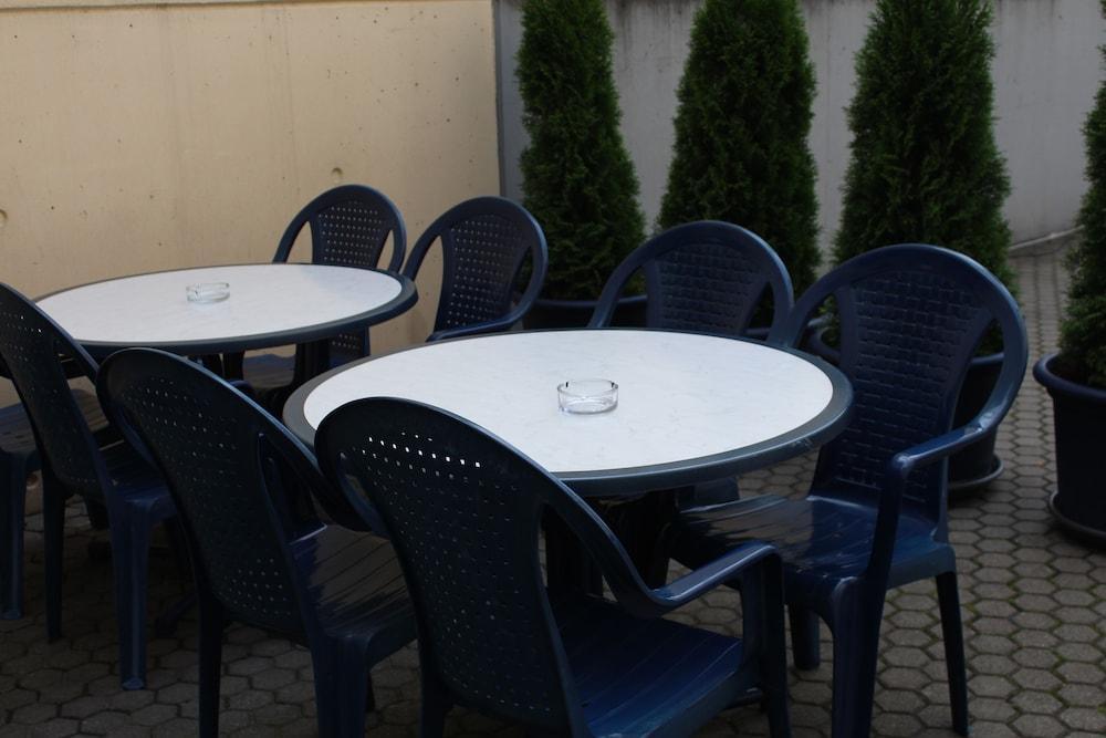Leomar Hotel Ulm Exterior photo